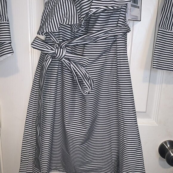LAUNDRY BY SHELLI SEGAL Striped Cold-Shoulder Waist Tie Ruffled Dress Size 0 - Picture 6 of 9